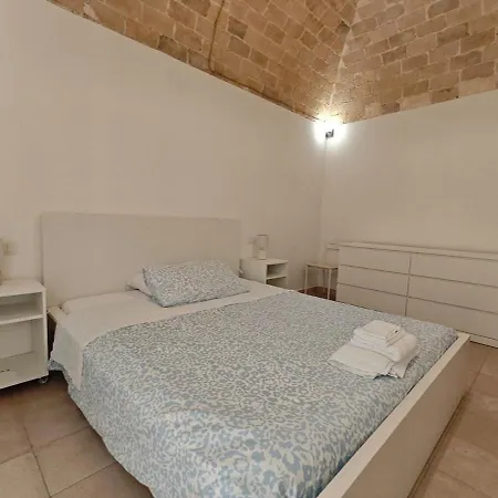 Casa 77 - Dimora D'epoca In Centro Vicino Al Mare Apartment *